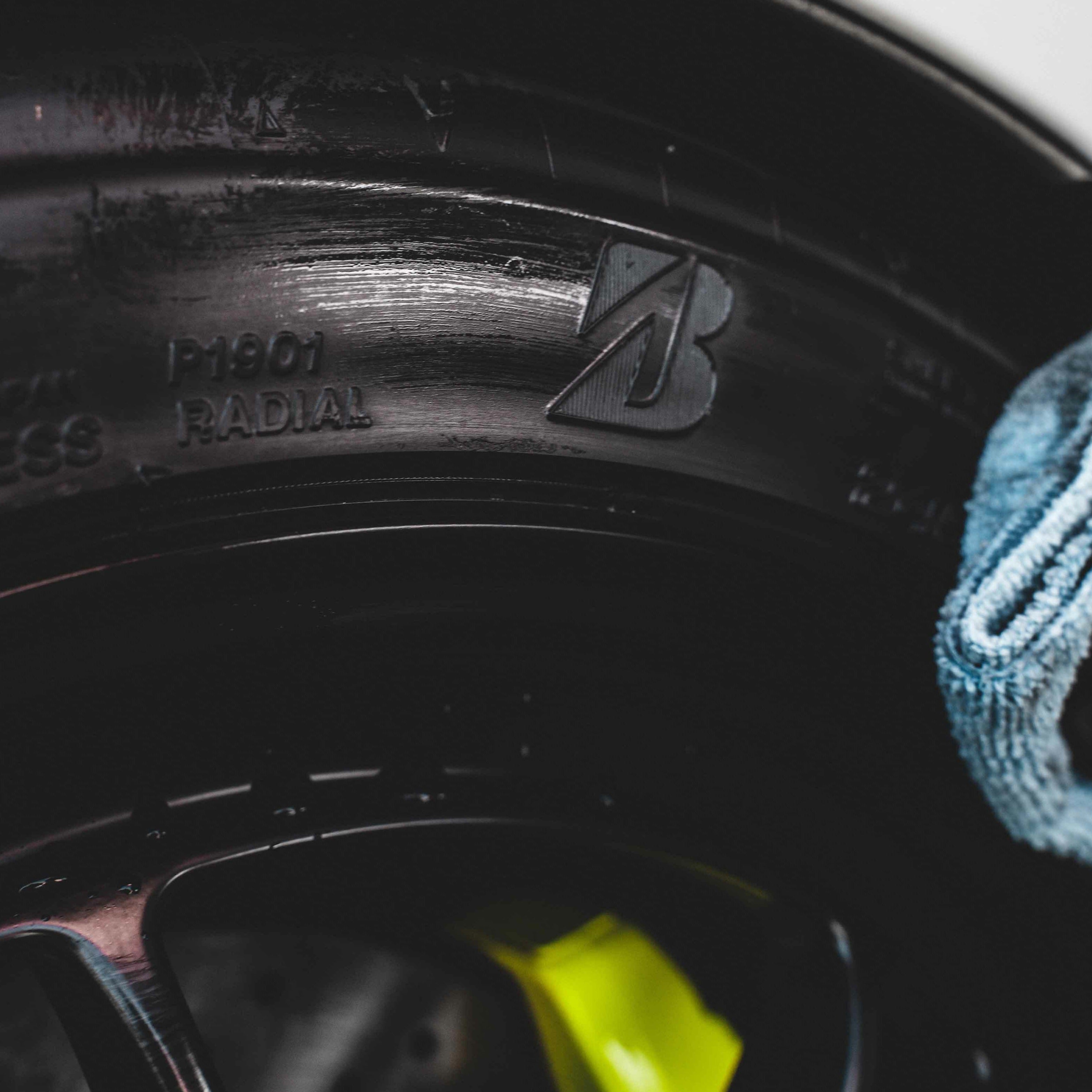 Tyre Shine - Natural Look